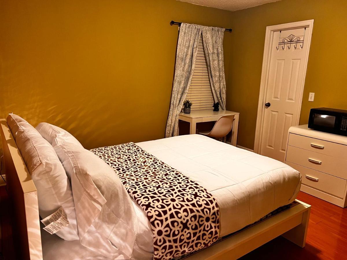 Spotless Guest Room With Shared Bathroom Orlando Ngoại thất bức ảnh